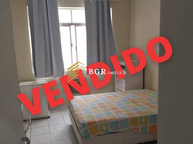 #201 - Apartamento para Venda em Santos - SP - 1